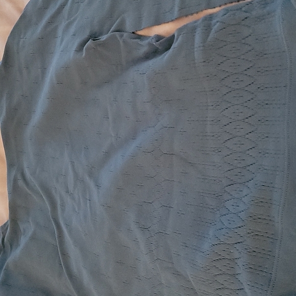 Fabletics Longsleve Top, Color Blue, Size Small. - Picture 6 of 8